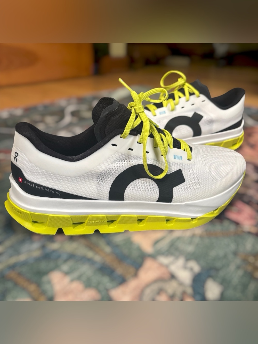 On Cloudflow 5 Running Shoes Athletic Sneakers Gym Trainers Lace Up White Size 9